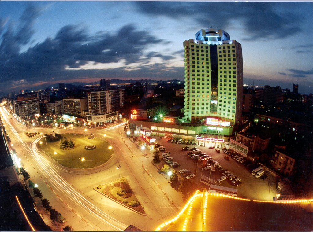 黃石金花大酒店